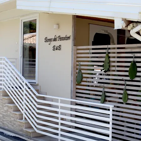 Borgo Dei Pescatori - Sul Mare Bed & Breakfast 4*