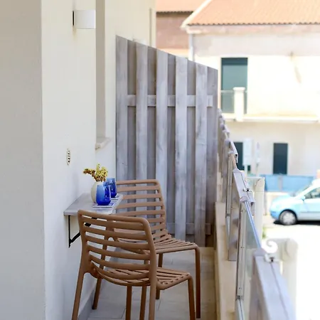 Borgo Dei Pescatori - Sul Mare 4*