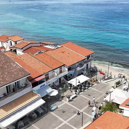 Bed and Breakfast Borgo Dei Pescatori - Sul Mare 4*