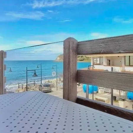Borgo Dei Pescatori - Sul Mare 4*