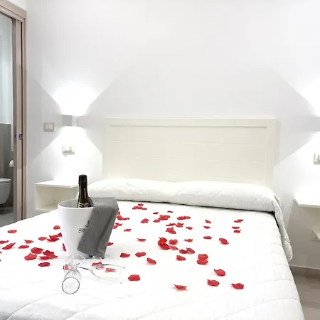 Borgo Dei Pescatori - Sul Mare Capo Vaticano