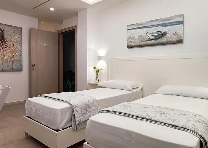 Borgo Dei Pescatori - Sul Mare 4*