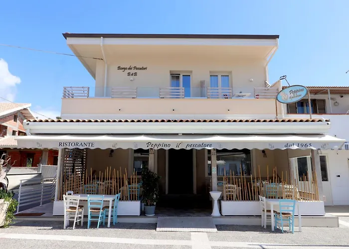 Borgo Dei Pescatori - Sul Mare Capo Vaticano