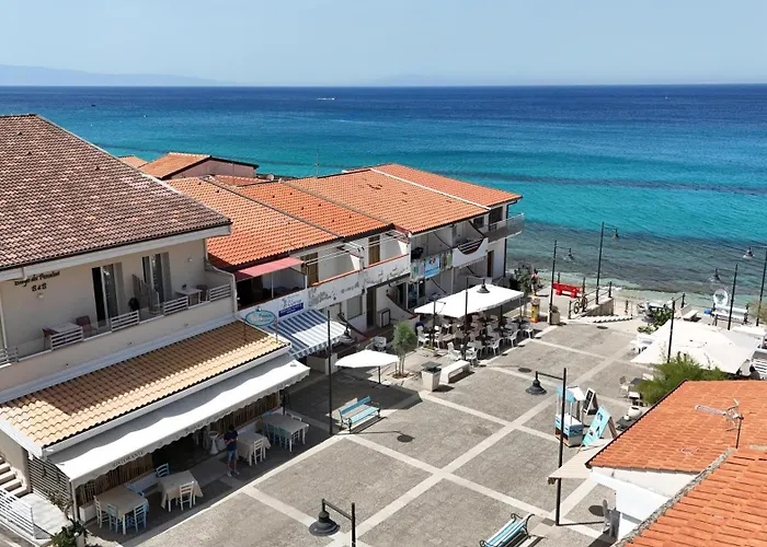 Borgo Dei Pescatori - Sul Mare